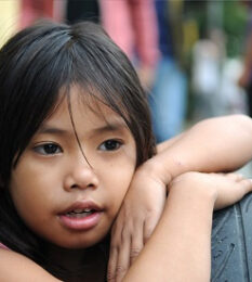 Post thumbnail VCLS sponsors children in the Philippines, Samar East Zone, which was affected by the Typhoon Haiyan